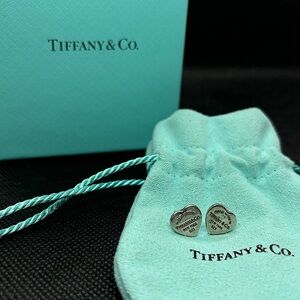 Tiffany & Co. Return to Tiffany Heart Tag Stuf Earrings